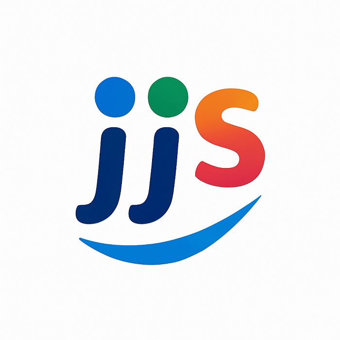 Equipo de marketing digital trabajando en una estrategia